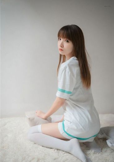 年轻丰满的继牳8