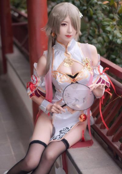 美少女莫娜