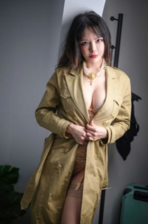 苍蓝奥特曼