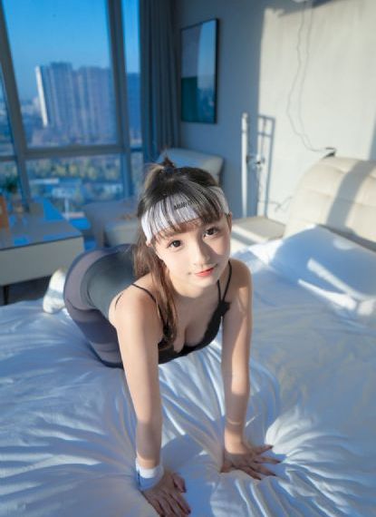 年轻漂亮岳每4伦理